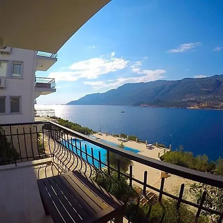 Siteye Ozel Havuz Ve Plajli Apart - Stella Maris Apartment Kas